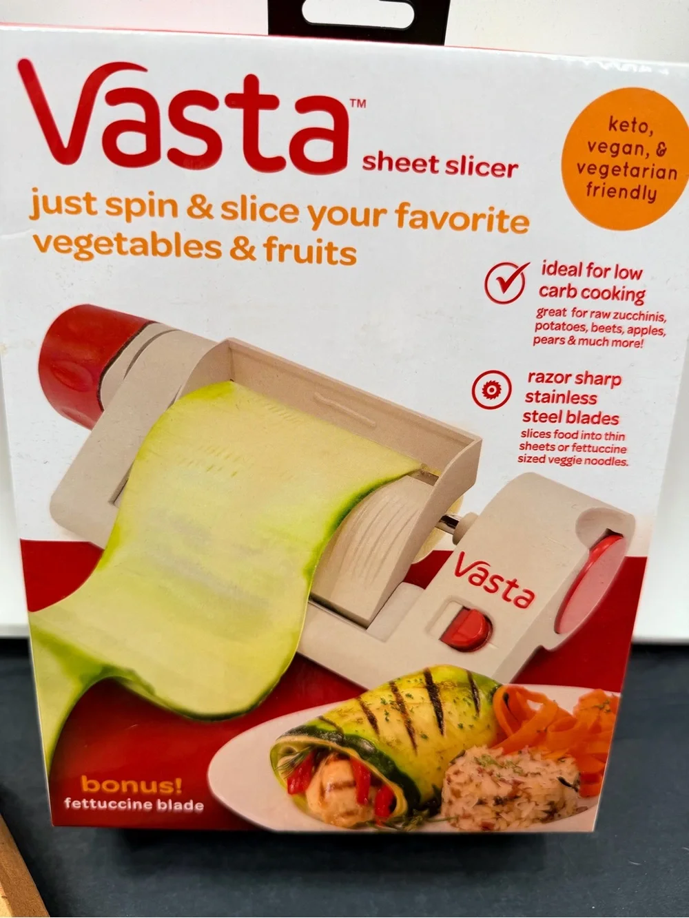 NIB Vasta Veggie & Fruit Sheet Slicer